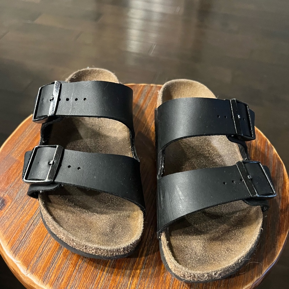 Youth Birkenstock Arizona slid